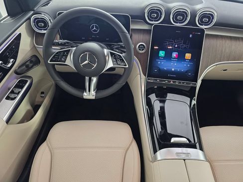 New 2027 Mercedes-Benz GLC 300 image 10