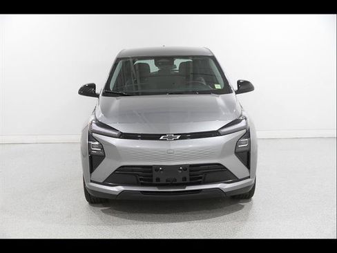 Used 2027 Chevrolet Bolt LT w/ Comfort Package FWD image 2
