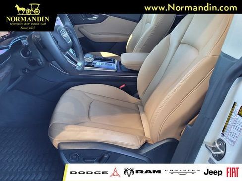 Used 2023 Audi Q8 Premium Plus w/ Premium Plus Package AWD/4WD image 15