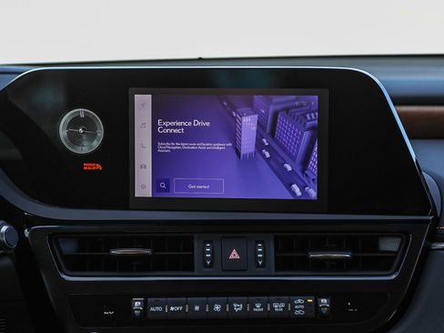 Used 2024 Lexus ES 350 w/ Premium Package FWD image 14