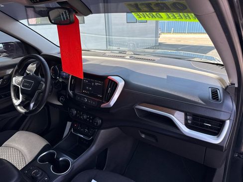 Used 2019 GMC Terrain SLE w/ Driver Convenience Package AWD/4WD image 28