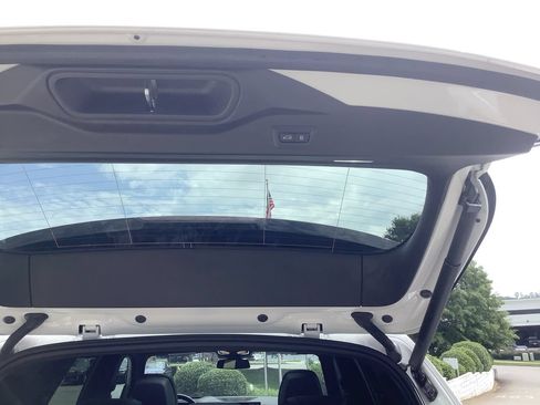 Used 2026 BMW X5 sDrive40i w/ M Sport Package RWD image 33