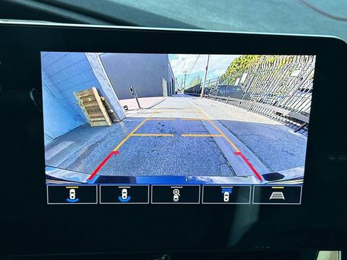 Used 2023 Chevrolet Corvette Z06 RWD image 23