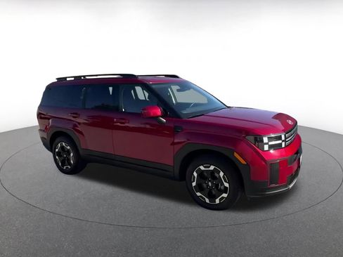 Used 2025 Hyundai Santa Fe SEL image 2