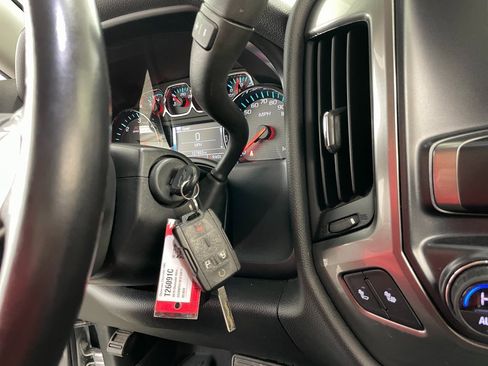 Certified 2019 Chevrolet Silverado 1500 LT w/ All Star Edition image 31