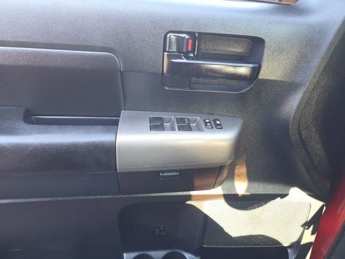 Used 2011 Toyota Tundra 4x4 Double Cab w/ TRD Off-Road Pkg image 10