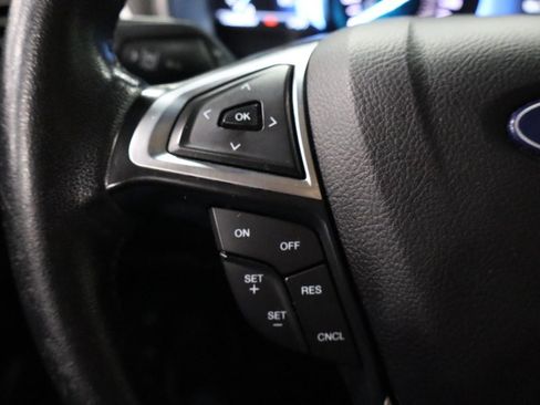 Used 2023 Ford Edge SEL AWD/4WD image 17
