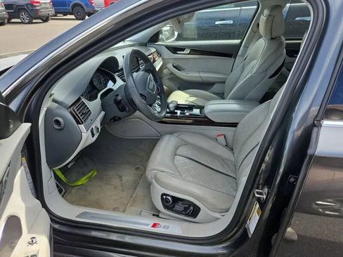Used 2013 Audi S8 AWD/4WD image 11