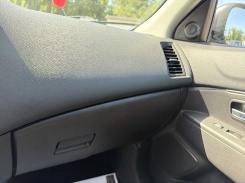 Used 2020 Mitsubishi Outlander Sport ES AWD/4WD image 23