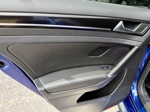 Used 2018 Volkswagen Golf R 4-Door AWD/4WD image 27