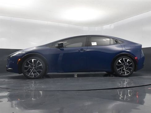 Used 2024 Toyota Prius Prime Premium w/ Advanced Technology Package FWD image 78