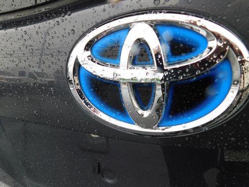 Used 2010 Toyota Prius Three FWD image 13