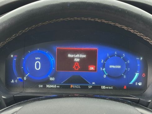 Used 2022 Ford Escape Titanium w/ Titanium Elite Package image 16