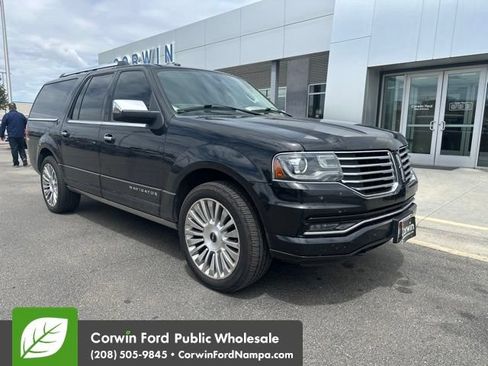 Used 2015 Lincoln Navigator L 4WD w/ Equipment Group 101A Reserve image 1