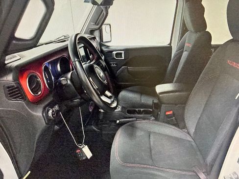 Used 2020 Jeep Gladiator Rubicon w/ Trailer Tow Package AWD/4WD image 7