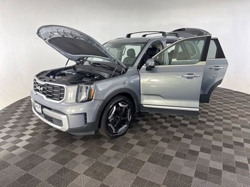 Certified 2025 Kia Telluride S AWD/4WD image 12