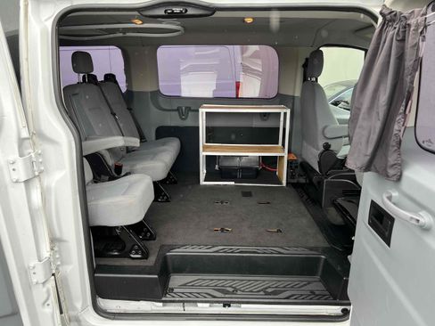Used 2016 Ford Transit 350 XLT image 34