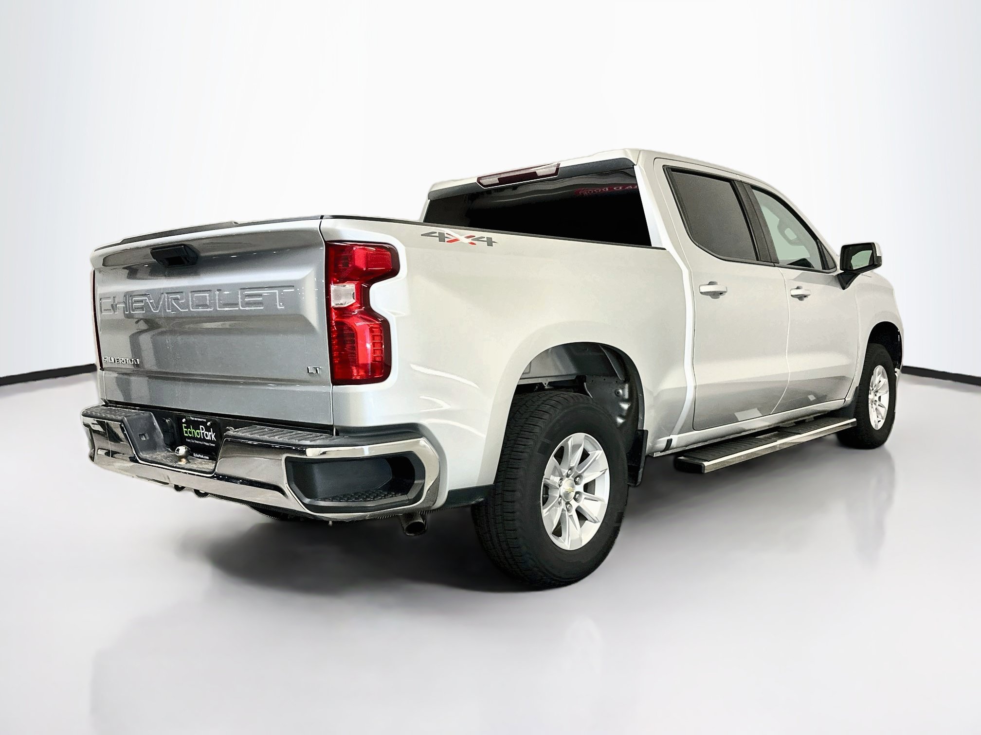 Used 2020 Chevrolet Silverado 1500 LT AWD/4WD image 9