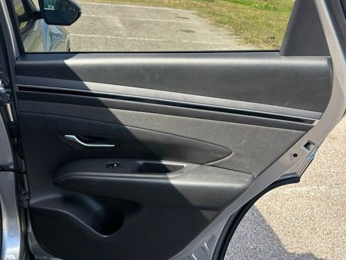 Used 2024 Hyundai Tucson SEL w/ Convenience Package image 16