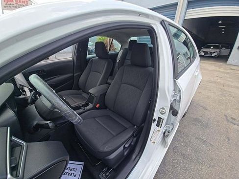 Used 2024 Toyota Corolla LE FWD image 3