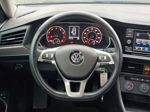 Used 2020 Volkswagen Jetta S image 6