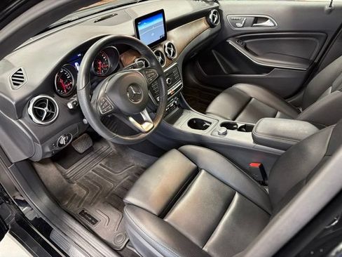 Used 2019 Mercedes-Benz GLA 250 4MATIC image 12