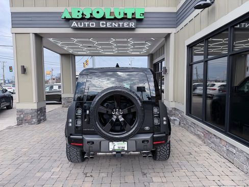 Used 2023 Land Rover Defender 110 V8 image 60