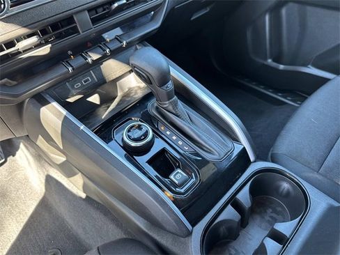 Used 2024 Chevrolet Colorado Trail Boss image 25