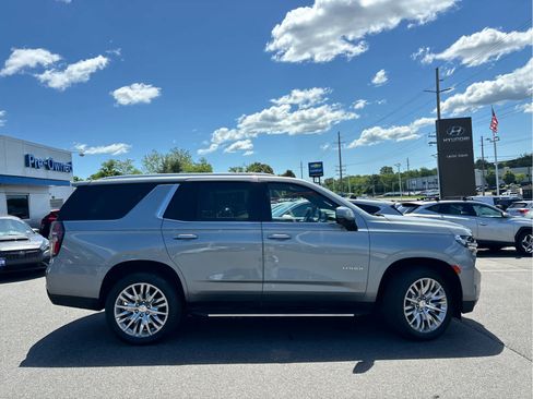 Certified 2023 Chevrolet Tahoe LT w/ Luxury Package AWD/4WD image 3