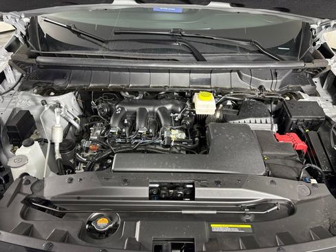 Used 2025 Nissan Pathfinder Rock Creek image 9