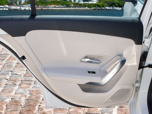 Used 2022 Mercedes-Benz A 220 image 11