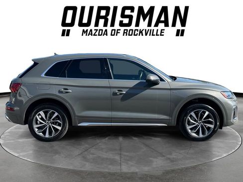 Used 2023 Audi Q5 2.0T Premium Plus w/ Premium Plus Package AWD/4WD image 7