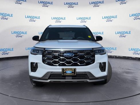 New 2026 Ford Explorer Platinum image 12