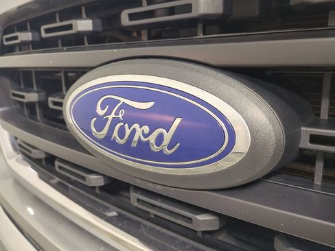 Used 2022 Ford F150 XLT w/ Trailer Tow Package AWD/4WD image 13