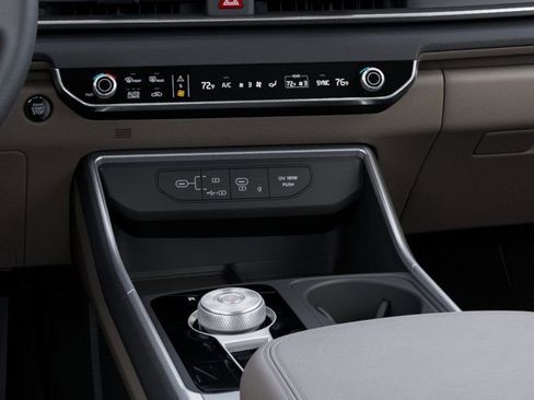 New 2025 Kia Carnival EX image 23