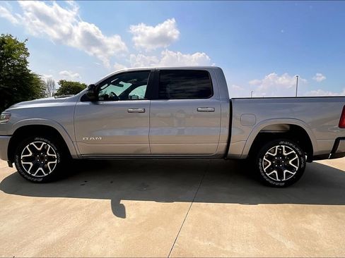 Used 2026 RAM 1500 Laramie w/ Sport Appearance Package AWD/4WD image 13