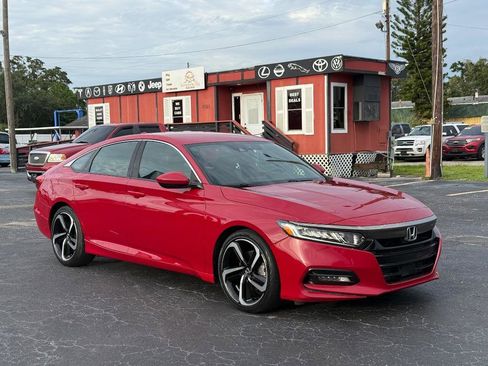 Used 2018 Honda Accord Sport image 7