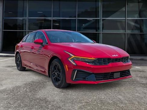 Used 2025 Kia K5 LXS FWD image 1
