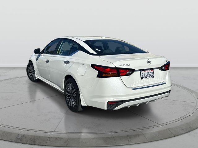 Certified 2023 Nissan Altima 2.5 SV FWD image 5