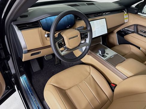 New 2026 Land Rover Range Rover Long Wheelbase SE AWD/4WD image 10