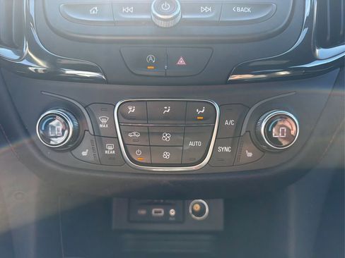Used 2024 Chevrolet Equinox RS w/ RS Leather Package AWD/4WD image 27