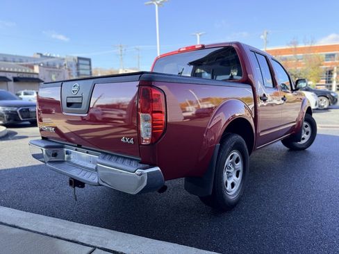 Used 2012 Nissan Frontier S image 6