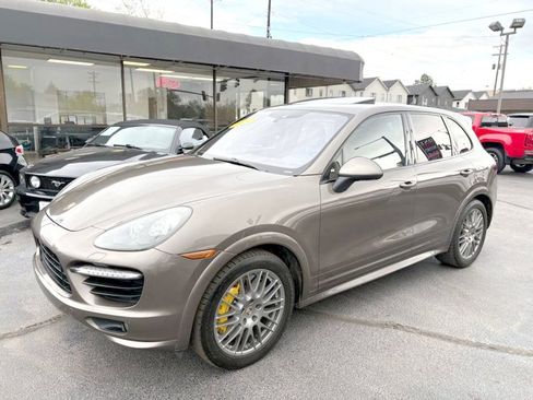 Used 2014 Porsche Cayenne GTS AWD/4WD image 1