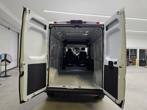 New 2026 RAM ProMaster 2500 FWD image 29