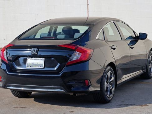 Used 2019 Honda Civic LX image 44