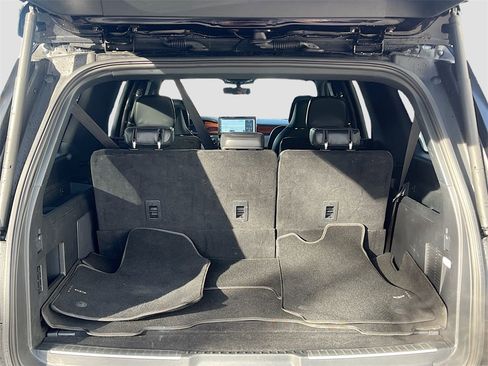 Used 2023 Lincoln Navigator L Reserve image 28