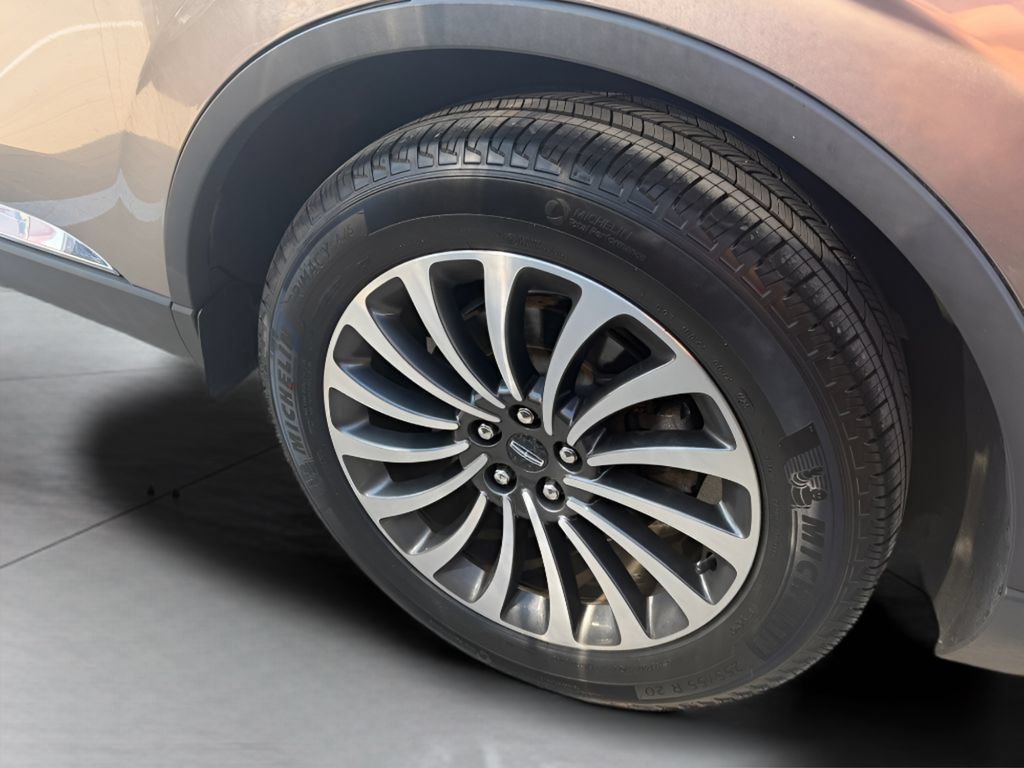 Used 2020 Lincoln Aviator Reserve w/ Equipment Group 201A RWD image 46
