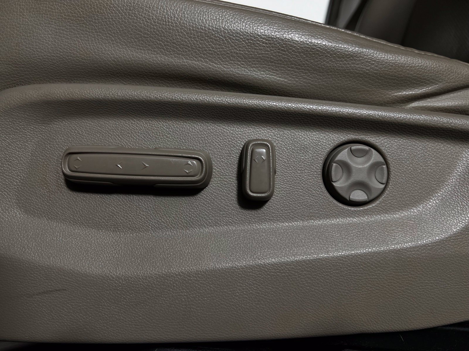 Used 2020 Honda Odyssey Elite image 14