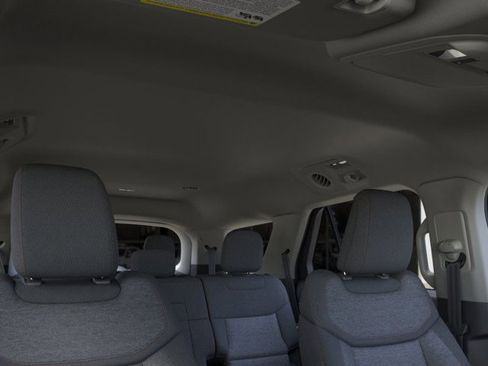 New 2026 Ford Explorer Active image 22