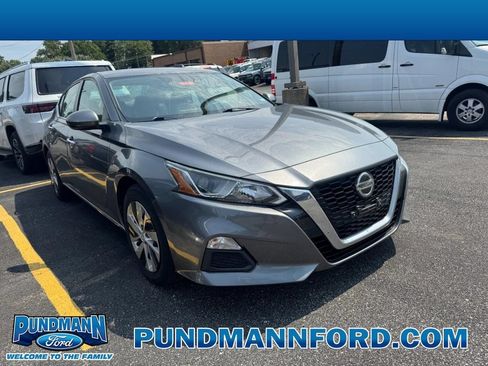 Used 2019 Nissan Altima 2.5 S FWD image 1